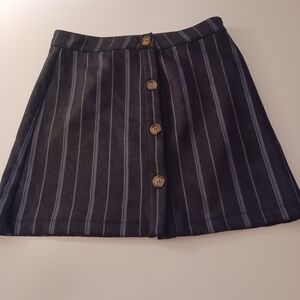 Miami Pinstripe Skirt Black And Grey 4 Buttons Durable Material Size Medium